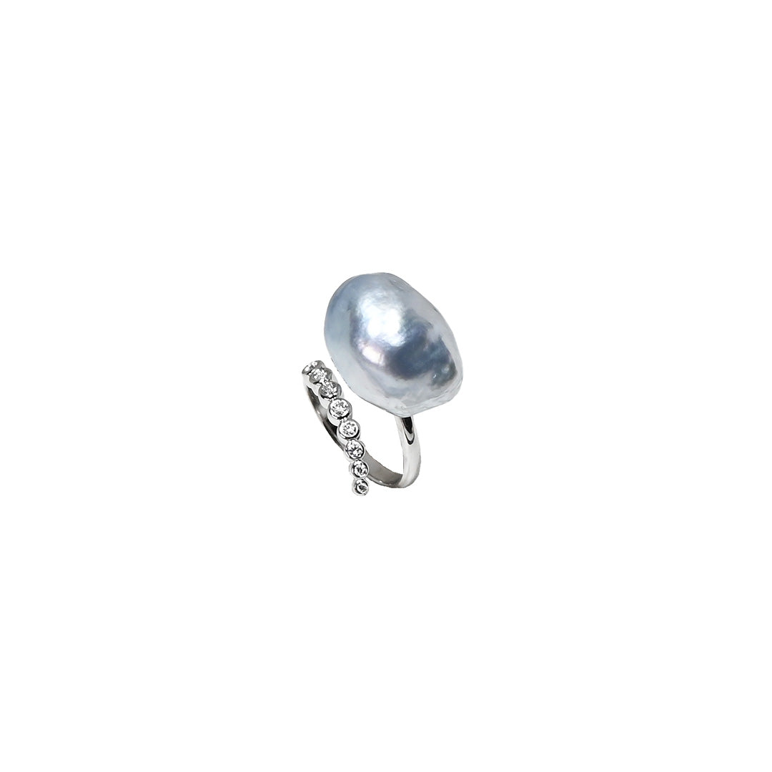繆斯巴洛克珍珠鑽石戒指 MUSE BAROQUE PEARL DIAMOND RING