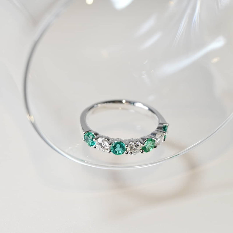克羅伊祖母綠鑽石戒指 Chloe Emerald Diamond Ring