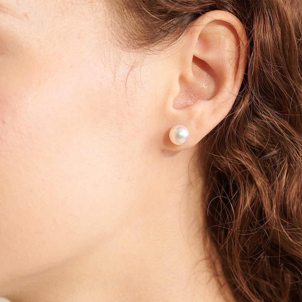 經典珍珠耳環8-8.5mm實戴照