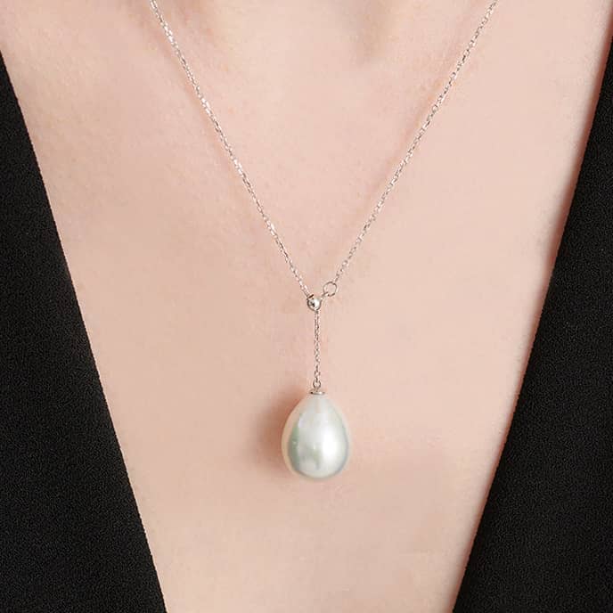 初遇珍珠Y字墜鍊實拍近照