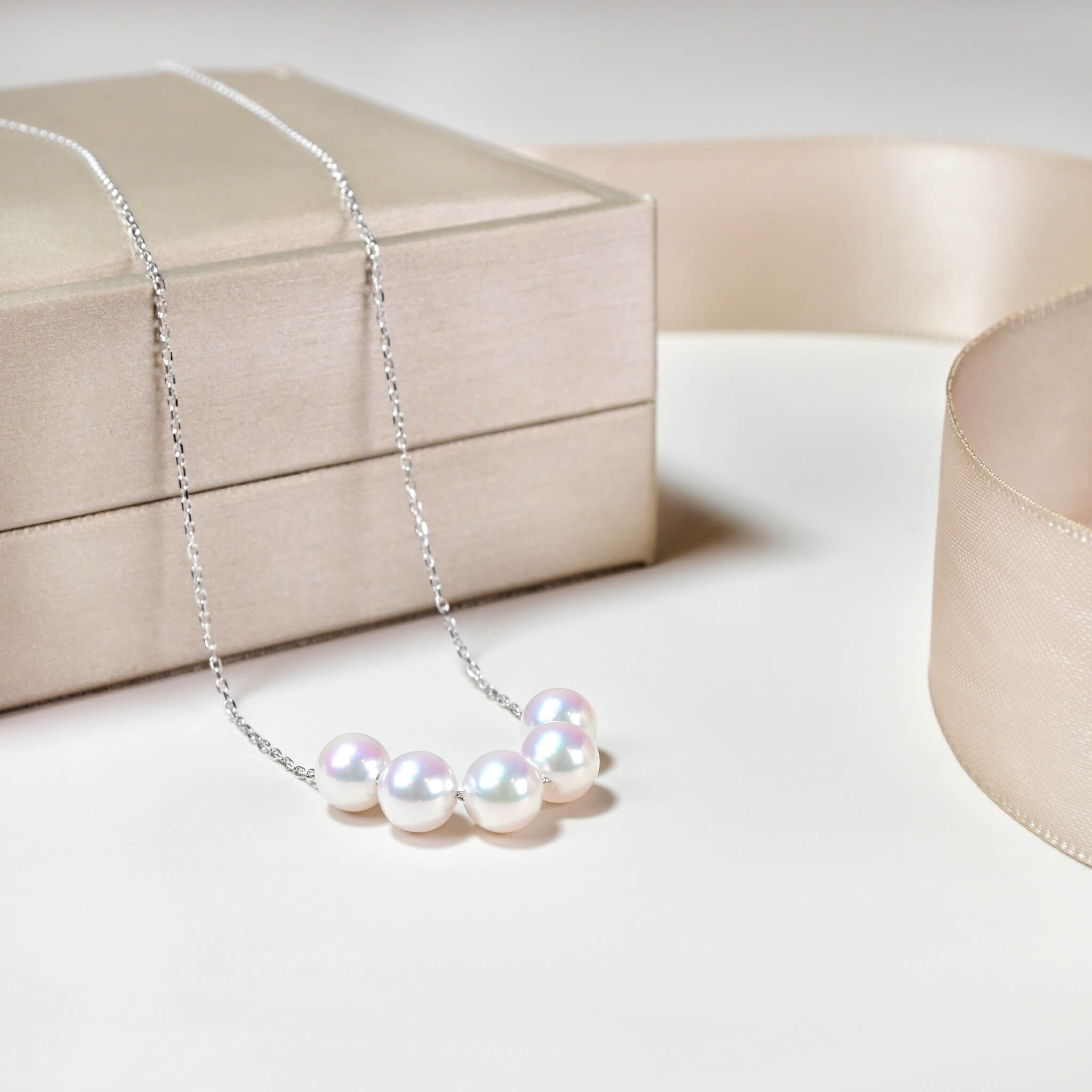 18K白微笑珍珠項鍊